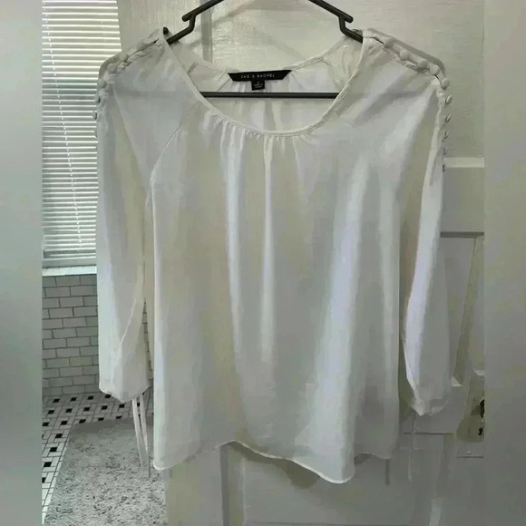 zac & rachel White business casual flowy blouse with button-down sleeves‎ size s - Picture 2 of 9